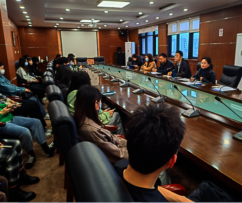 69VJ
召开动画专业毕业实践环节工作部署1